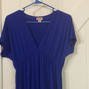 This is a NWOT Mossimo kimono sleeve summer dress.
